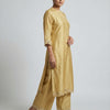 Straight, relaxed fit with full-length pants Suit - Muted Gold
