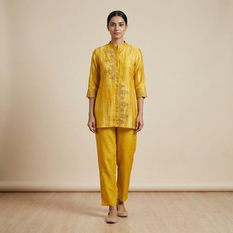 Straight fit top with straight pants Suit - Golden Yellow