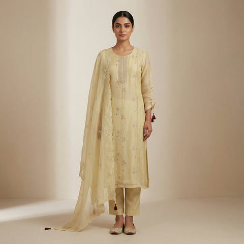 Straight fit kurta with straight pants Suit - Pale Beige